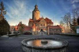 Czochranie nocą, walki zakutych łbów, pląsy białej damy itp. Zamek Czocha Lesna Updated 2021 Prices