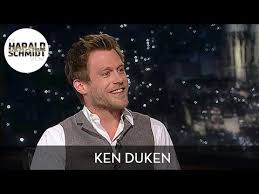 Ken este fiul unei actrite si al unui doctor. Wn Ken Duken