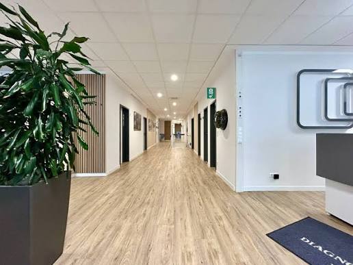 🧲 MRT Wolfsburg – moderne Radiologie mit besonderem Komfort Im  Diagnostikzentrum Wolfsburg bieten wir moderne, strahlenfreie MRT-Untersuchungen  in Wolfsburg mit hoher diagnostischer Qualität. Kurze Untersuchungszeiten,  schnelle Terminvergabe und eine ...