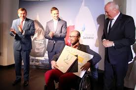 He represented poland at the 2004 summer paralympi. Maciej Sochal Z Nagroda Marszalka Ekoszalin Pl