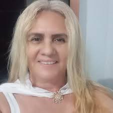 Bora Bora, Tahiti French Polynesia No words needed, just take it to the top  of your bucket list. #lucky #fortunate