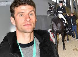 Thomas mueller horse racing results, news, notes, top horses, biography, stakes, photos, and comments. Mailonline Sport On Twitter Thomas Muller Owns A Horse Called Dave And Has Director Of Carrots Job Title Https T Co Wts0r5wgoq Https T Co Qv9sincls2