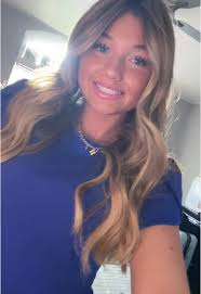 Shayna Pope's Instagram, Twitter & Facebook