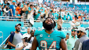 Miami Dolphins may find it smarter to trade Christian Wilkins rather than re-sign him