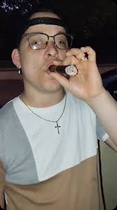 𝑳𝒖𝒙𝒖𝒓𝒚 𝑳𝒐𝒏𝒈𝒊𝒏𝒐𝒔 𝑪𝒊𝒈𝒂𝒓𝒔