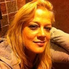 Stacey Allard's Instagram, Twitter & Facebook