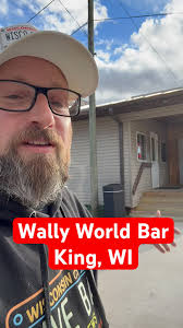 Wally World Bar in King, WI #vlog #travel #family #travelblog #drinks  #wisconsin #wiscodivebars