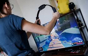 Mutations de l'industrie du jeu vidéo philippe chantepie la france dans le marché mondial du jeu vidéo nicolas gaume amine dafir fonds souverains : Le Marche Mondial Des Jeux Video Pese Plus De 300 Milliards De Dollars Le Devoir