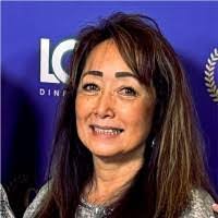 Lea Benson's Instagram, Twitter & Facebook