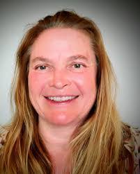 Stephanie Sisneros's Instagram, Twitter & Facebook