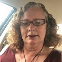 Elizabeth Ketterman's Instagram, Twitter & Facebook