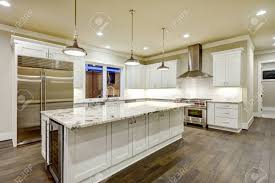 white kitchen cabinets, white