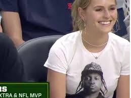 Aaron rodgers owns a minority stake in the milwaukee bucks, which he purchased in the midst of a hall of fame career with the green bay packers. Drake Gets Payback On Milwaukee Bucks After Owner S Daughter Trolls Him W Pusha T Sohh Com
