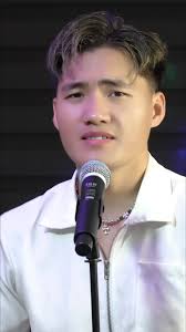 Nyob Zoo os Kuv Me Nkauj Hmoob, Los wb ya mus saum lub hli lau :):) #achang  #henrychang