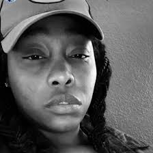 DEVELOPING: Rescue crews are responding to the Tennessee River after  receiving reports that a person jumped off the Market Street Bridge. We're  working to learn more ---  https://www.local3news.com/local-news/rescue-crews-searching-tennessee-river-after  ...