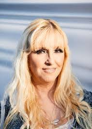 Marjorie Mooney's Instagram, Twitter & Facebook