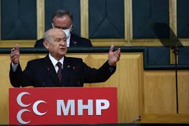 Devlet Bahceli Kuzey Kibris In Eski Cumhurbaskani Mustafa Akinci Yi Hedef Aldi Evrensel