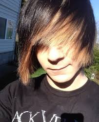 It looks as good on her today as it did in her just dance music video. 45 Modern Emo Hairstyles For Guys That Want That Edge Menhairstylist Com