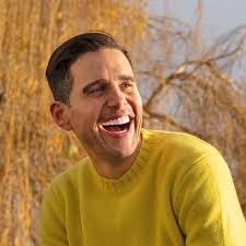 Alejandro Chaban's Instagram, Twitter & Facebook