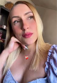 Elisa Cabello (@elysacabello)