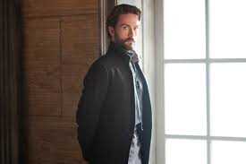 Ichabod crane, qui se trouve désormais à washington. Pas De Saison 5 Pour Sleepy Hollow La Chasse Aux Monstres Est Terminee Pour Ichabod Crane Critictoo Series Tv