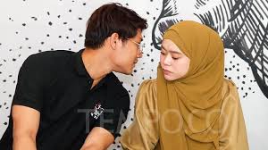Rizky billar melamar lesti kejora. Tepat 5 Bulan Dipertemukan Keluarga Rizky Billar Datang Melamar Lesty Kejora Seleb Tempo Co
