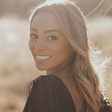 Ashley Humm (@ashley_humm)