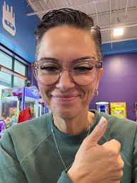 Happy Indigenous People's Day! Your girl's out here reading and writing new  federal legislation out at the trampoline park. Might put out a national  poll tomorrow too. 😂