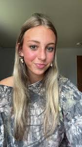 Katelyn Finch's Instagram, Twitter & Facebook