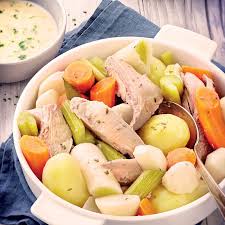 Appreciez Nos Delicieux Repas Sur 29 Reproduisez La Recette Cuisse De Dinde En Pot Au Feu Sauce P Cuisse De Dinde Recette Cuisse De Dinde Recettes De Cuisine