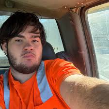 Do you guys know if there are any brands that make one inch body lifts?