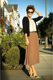 Black And White Pleated Skirt Outfit Pleated Skirt Long Skirt Outfits Fashion Skirt Outfits