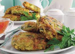 Chiftelute de post din cartofi rețetă petitchef. Chiftele De Cartofi Cu Dovlecei Retete Practice