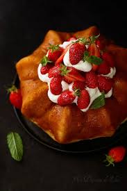 Baba Au Limoncello Et Aux Fraises Un Dejeuner De Soleil Limoncello Recettes Sucrees Recette Dessert