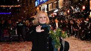 Come te non c'è nessuno. Rita Pavone Singt Sie Mit 74 Jahren Fur Italien Beim Esc