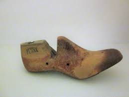 Vintage Wooden Shoe Last Wooden Shoe Form Cobbler S Shoe Etsy Wooden Shoes Shoe Last Wooden