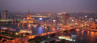 النيل الأبيض الأطول والذي يعتبر مجرى المياه الرئيسي ومنبع المياه، والنهر الأزرق الذي يحمل ثلثي حجم مياه النهر ومعظم الطمي، ويبدأ النيل الأبيض في بحيرة. Ù†Ù‡Ø± Ø§Ù„Ù†ÙŠÙ„ ÙˆØ²Ø§Ø±Ø© Ø§Ù„Ù…ÙˆØ§Ø±Ø¯ Ø§Ù„Ù…Ø§Ø¦ÙŠØ© Ùˆ Ø§Ù„Ø±Ù‰