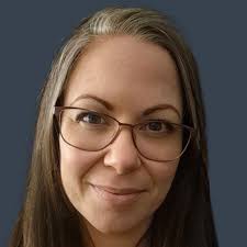 Jennifer Macklin's Instagram, Twitter & Facebook