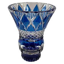 A striking blown into mold with interior diamond or fishnet pattern glass vase or flask in a nice deep cobalt blue. Cobalt Blue Crystal Vase 5 For Sale On 1stdibs