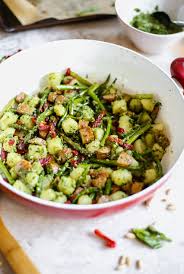 Trader joe's cauliflower gnocchi has become a staple for many who frequent the store. Tj S Cauliflower Gnocchi Recipe Asparagus Chicken Sausage Pesto
