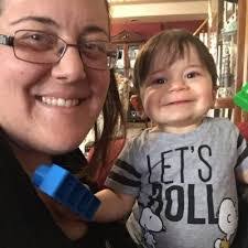 Danielle Saltzman's Instagram, Twitter & Facebook