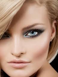 Smokey Eye Look For Blue Eyes Makeup For Blondes Wedding Makeup Tips Wedding Makeup For Blue Eyes