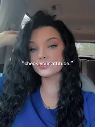 Happens like that 🤷🏻‍♀️ #foryoupage #lifeispeachy #tiktoktraditions  #giveemsomethingtolookat #fyp