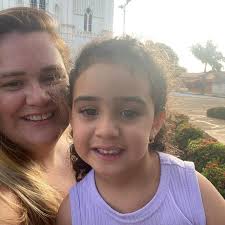 Helena Pace (@helenalpace) • Instagram photos and videos