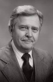 Walter John Benke Jr. (1922-2013)