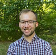 Norman Dinsmore's Instagram, Twitter & Facebook