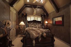 This Mid Western Themed Bedroom Could Steal Some Men S Hearts Design Western Hunting Remodel Bedroom Lodge Bedroom Small Bedroom Remodel