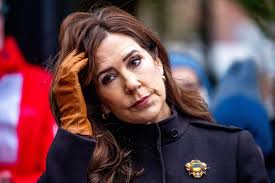 Königin Mary blickt auf 2024 zurück: "Wir kämpfen noch immer"