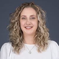 1500+ 'Tamara Van' profiles