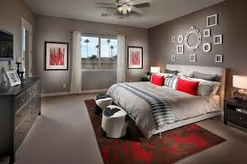 افكار جديدة لديكور المنزل الكاتب Dr Adnano افكار جديدة لديكور المنزل هنا نقدم اليكم افضل واحدث طريقة لديكور المنزل عصرية ومودرن هي طريقة اطارات البراويز المفرغة وهي تمتاز بالحيوية والعصرية جدا يمكنك وضعها في اى مكان بالمنزل بـ غرف نوم او بغرفة المعيشة